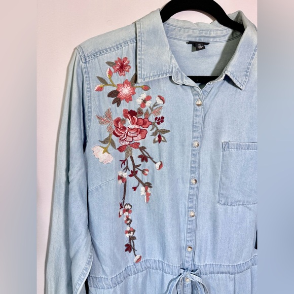 NWT Embroidered Floral Denim Dress Button Down Size XL Fall Cottagecore Cowgirl - Picture 3 of 11